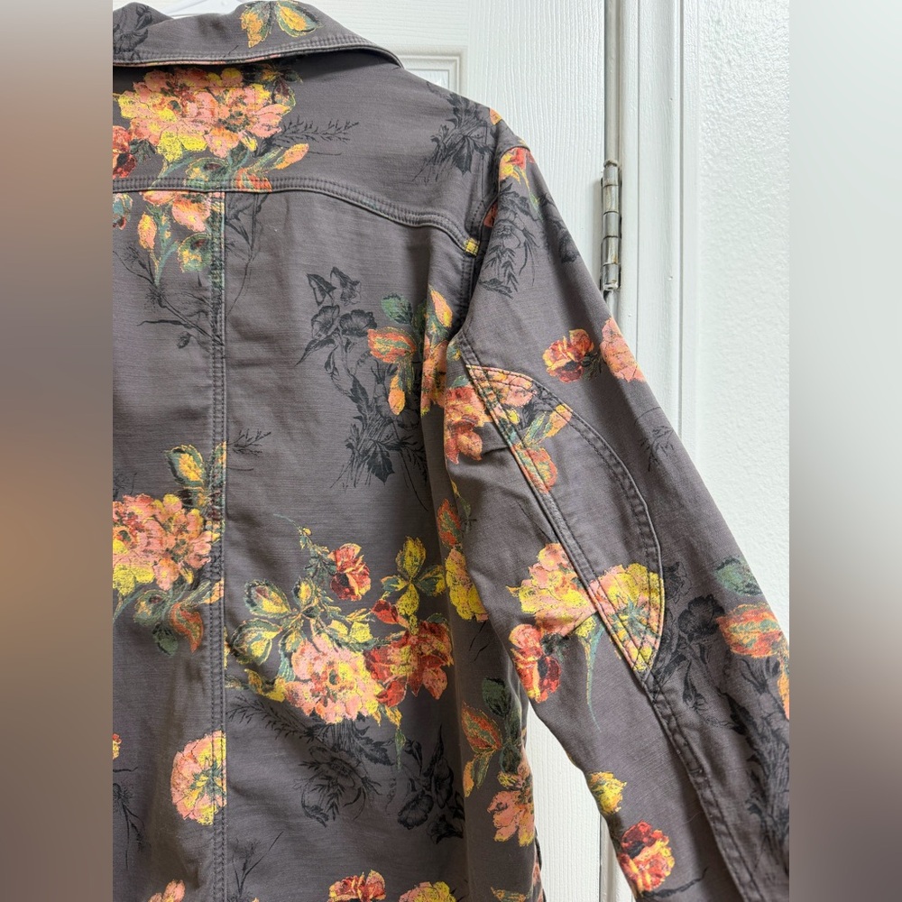 Pilcro Floral Utility Oversized Button-Down Shacket - Picture 7 of 8